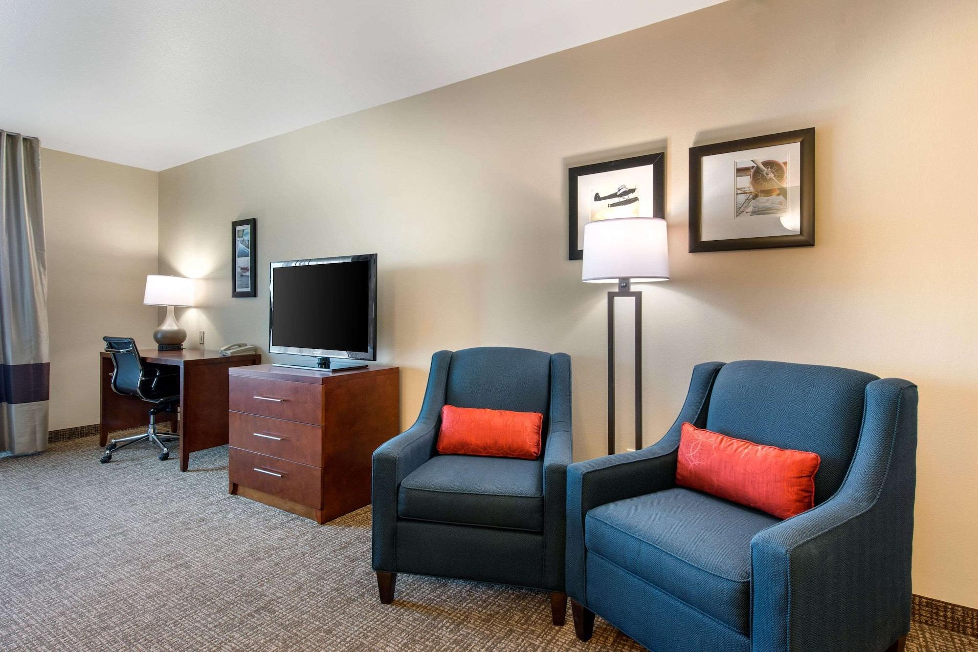 Comfort Inn & Suites Tavares North Ngoại thất bức ảnh