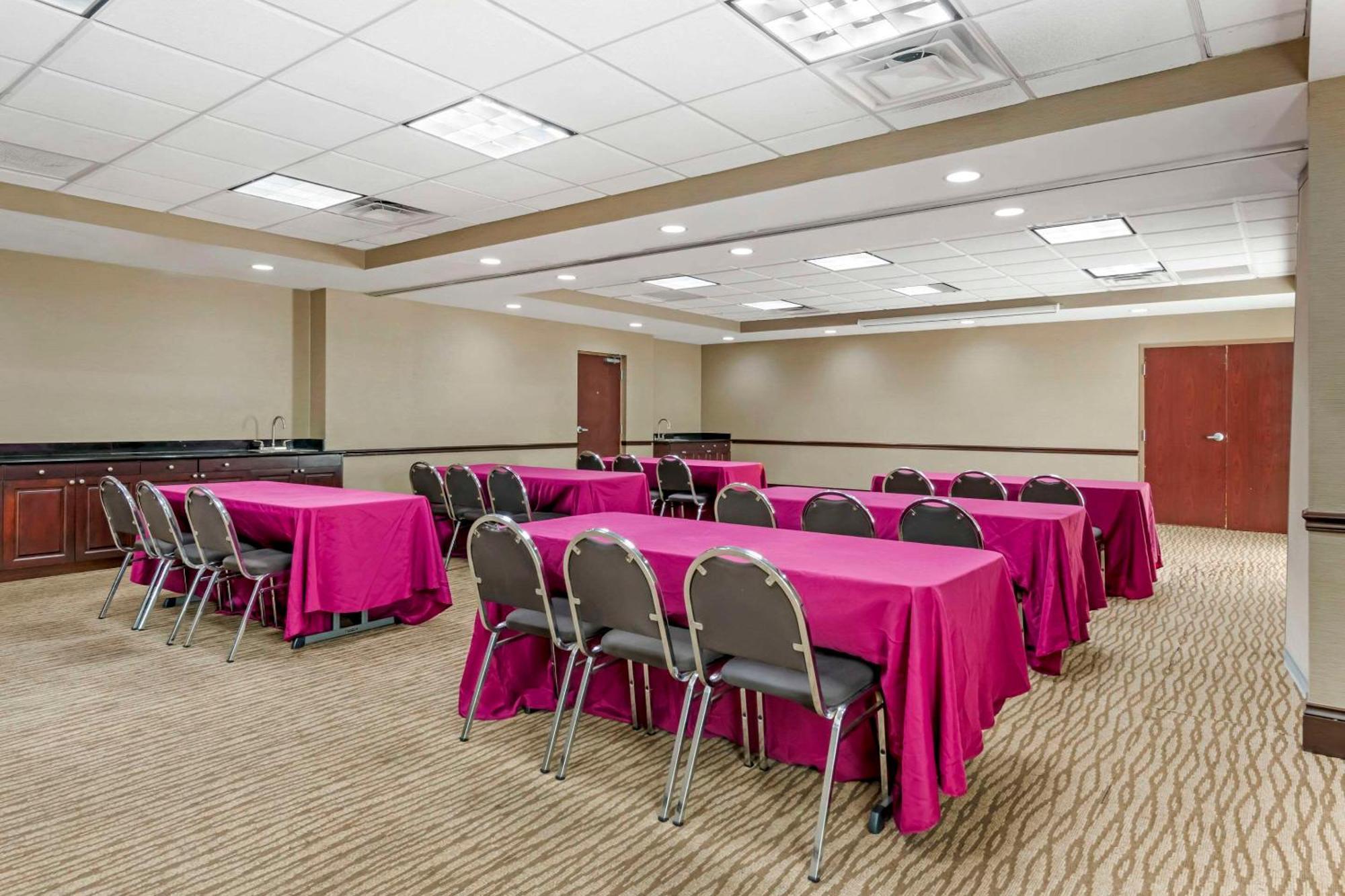 Comfort Inn & Suites Tavares North Ngoại thất bức ảnh