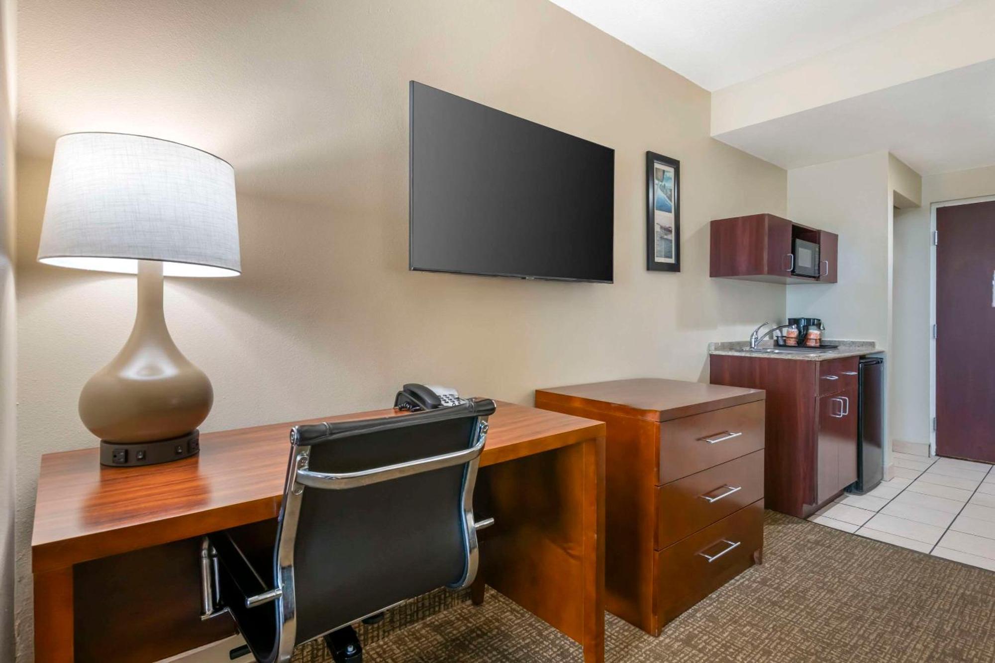 Comfort Inn & Suites Tavares North Ngoại thất bức ảnh