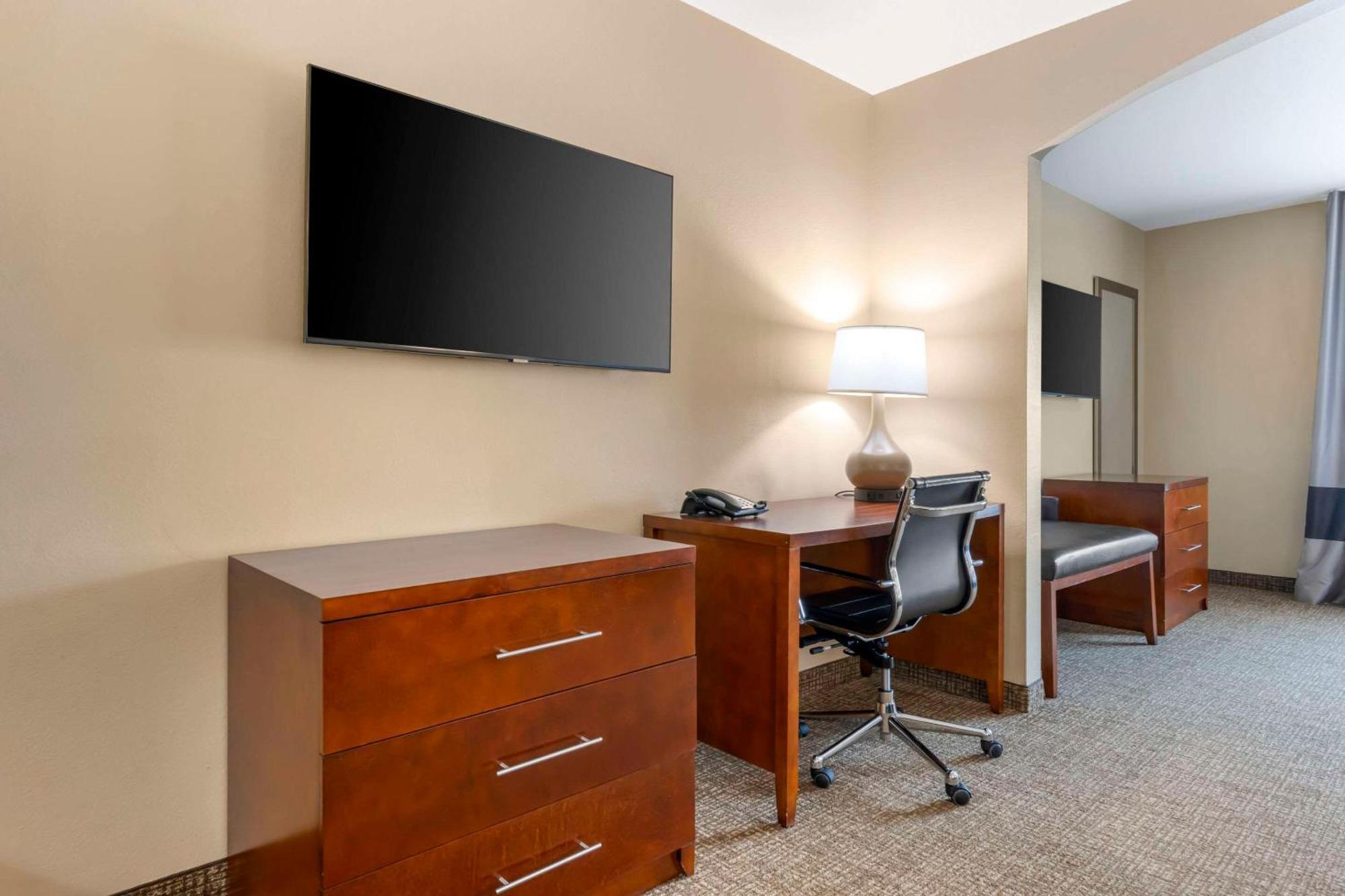 Comfort Inn & Suites Tavares North Ngoại thất bức ảnh