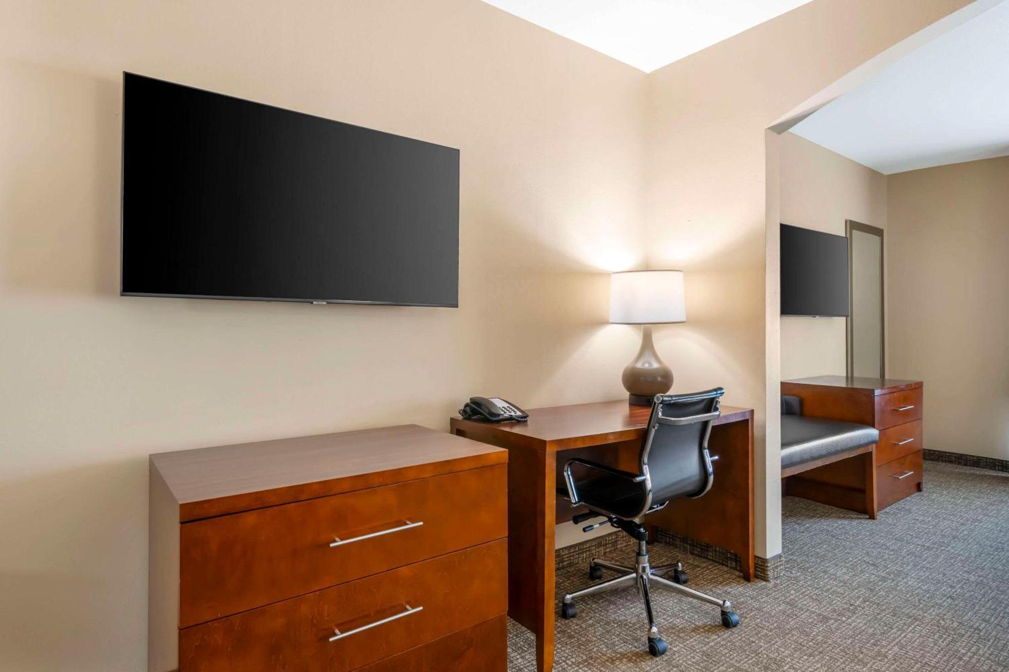 Comfort Inn & Suites Tavares North Ngoại thất bức ảnh