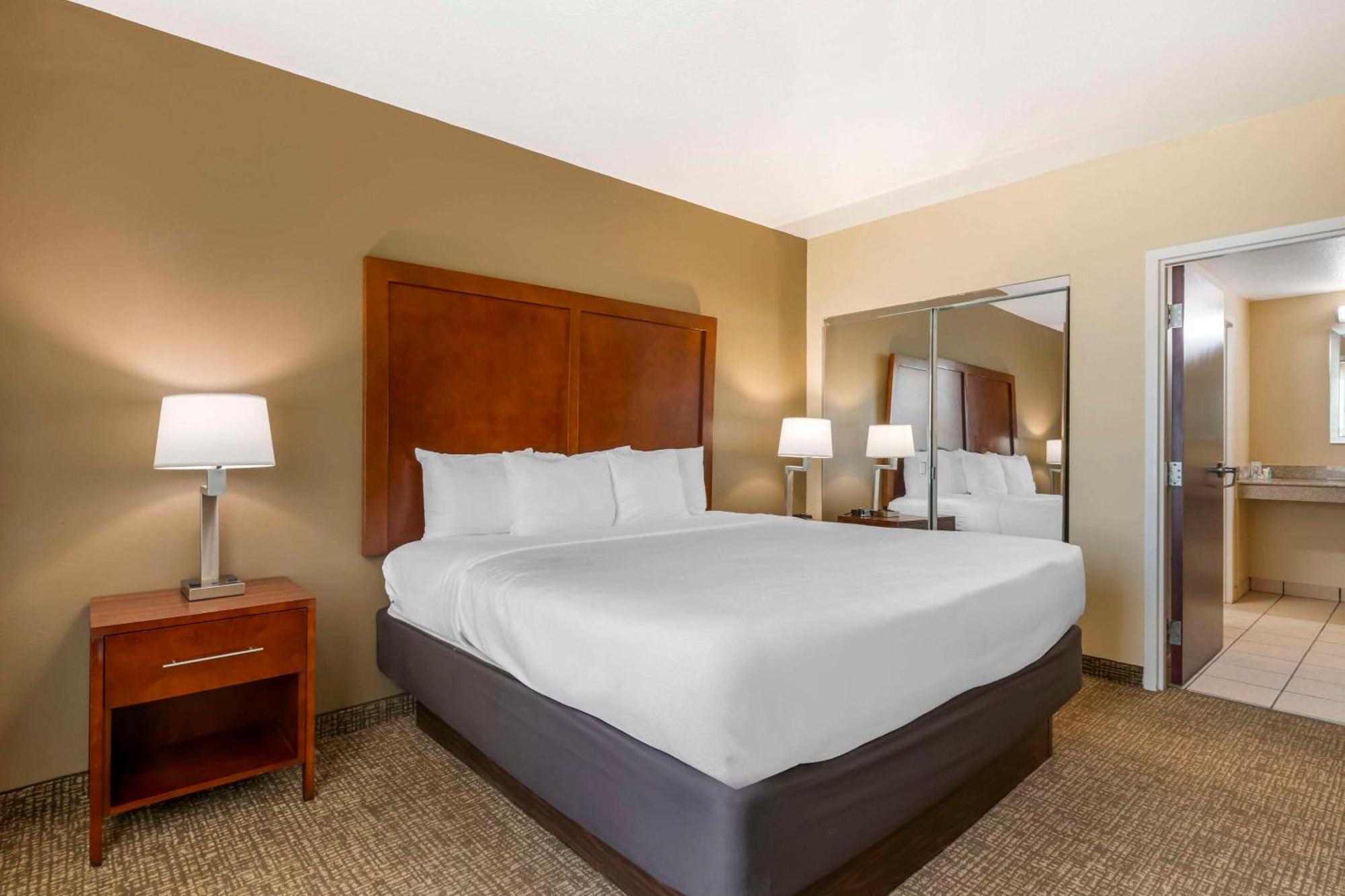Comfort Inn & Suites Tavares North Ngoại thất bức ảnh
