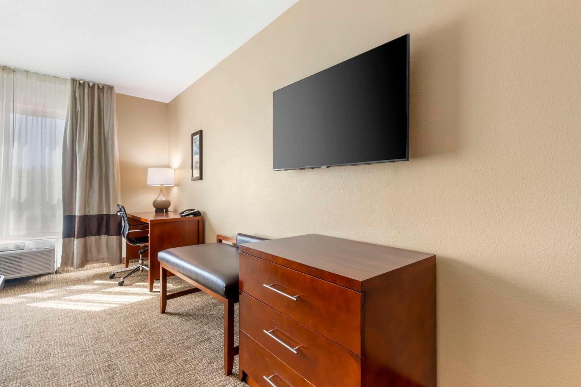 Comfort Inn & Suites Tavares North Ngoại thất bức ảnh